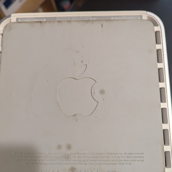 Apple Mini Mac 2008 version. 110 watt power cord included! - Picture 4 of 4
